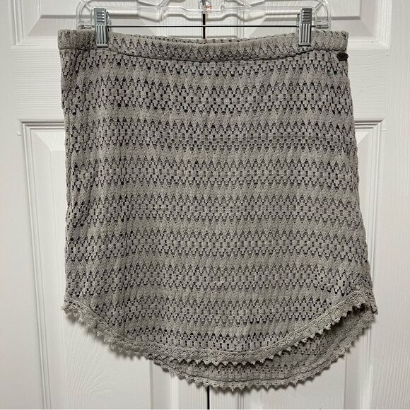 Roxy Dresses & Skirts - Y2K Roxy Vintage Thick Knit Grey Mini Skirt size MEDIUM